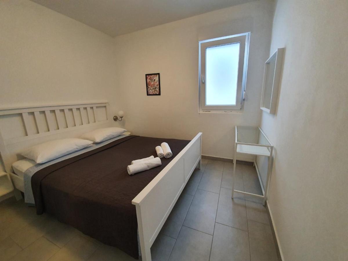 Apartmani Plaza セルツェ エクステリア 写真