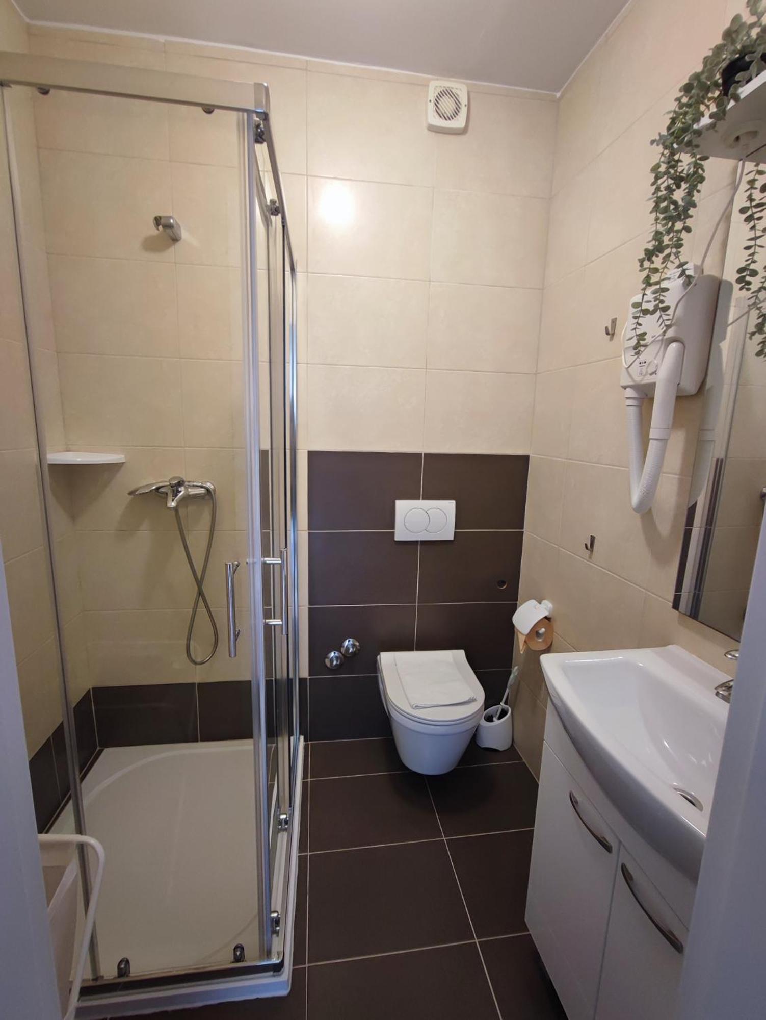 Apartmani Plaza セルツェ 部屋 写真