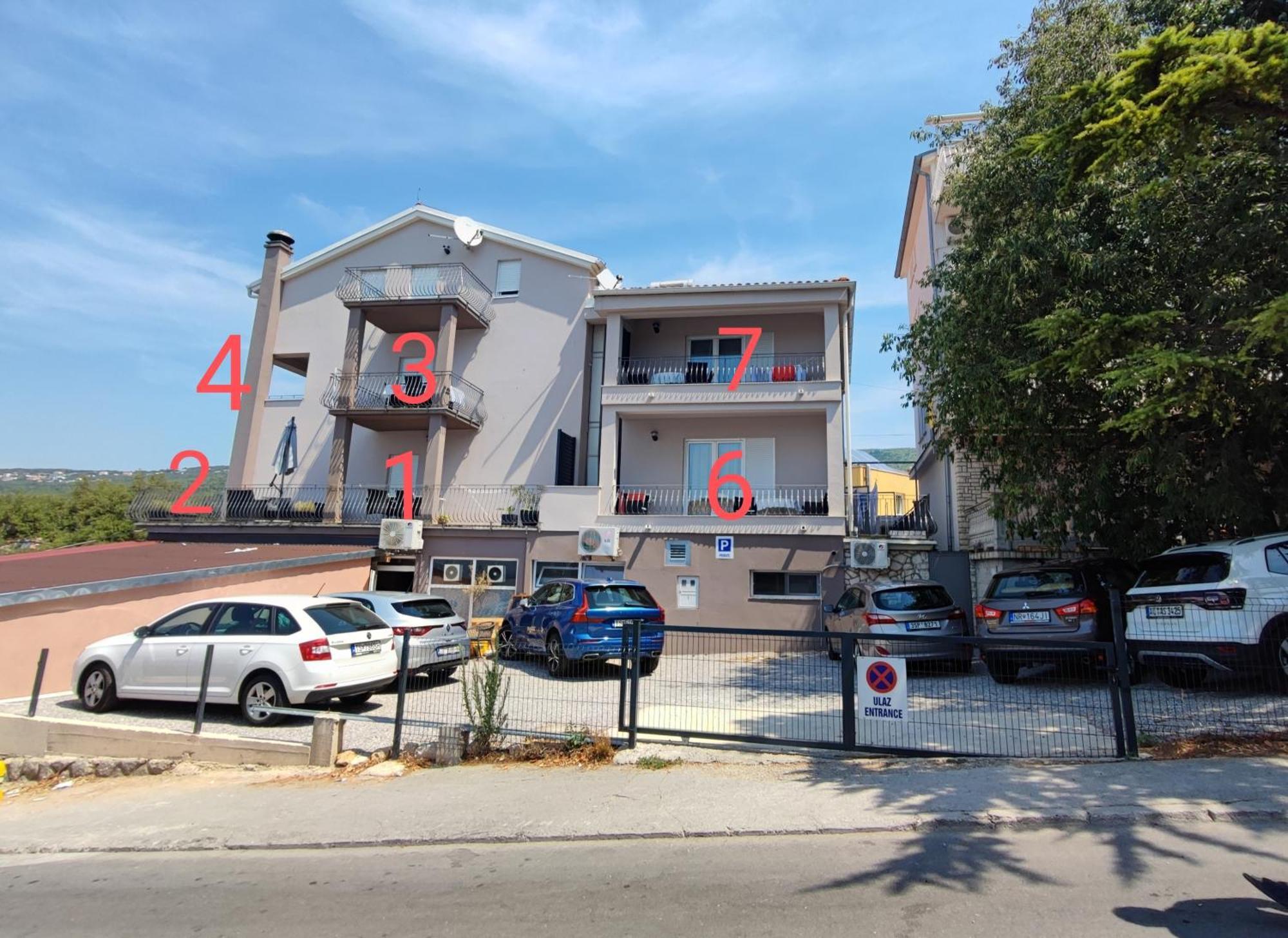 Apartmani Plaza セルツェ エクステリア 写真